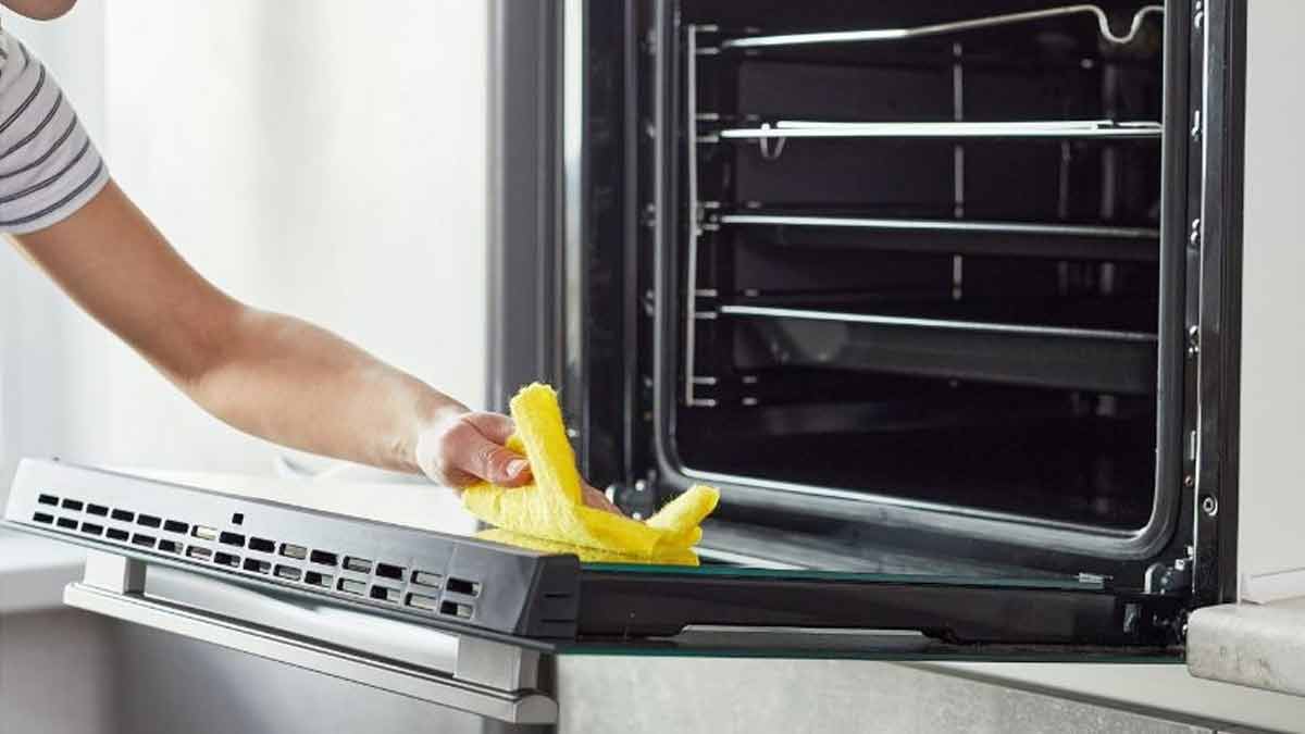 Ofenglas reinigen